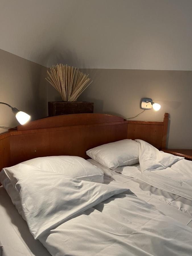 Ovre Sem Gard Hotel Asker Exterior photo