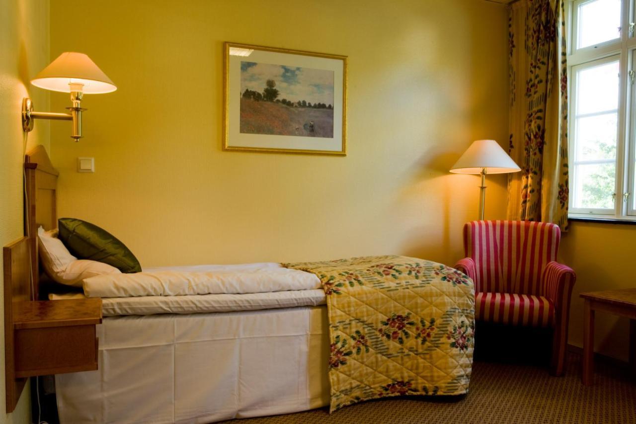 Ovre Sem Gard Hotel Asker Exterior photo